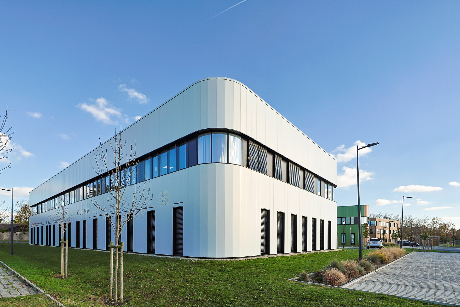 Extérieur d'un des bâtiment du carré d'Orgemont à Angers - AVL Benoist